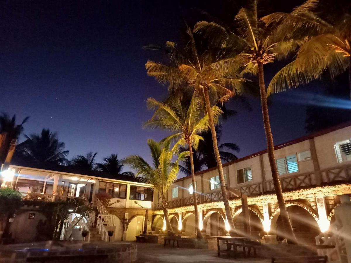 Sunbloom Beachfront Hotel And Restaurant Zambales Sinabacan Екстериор снимка