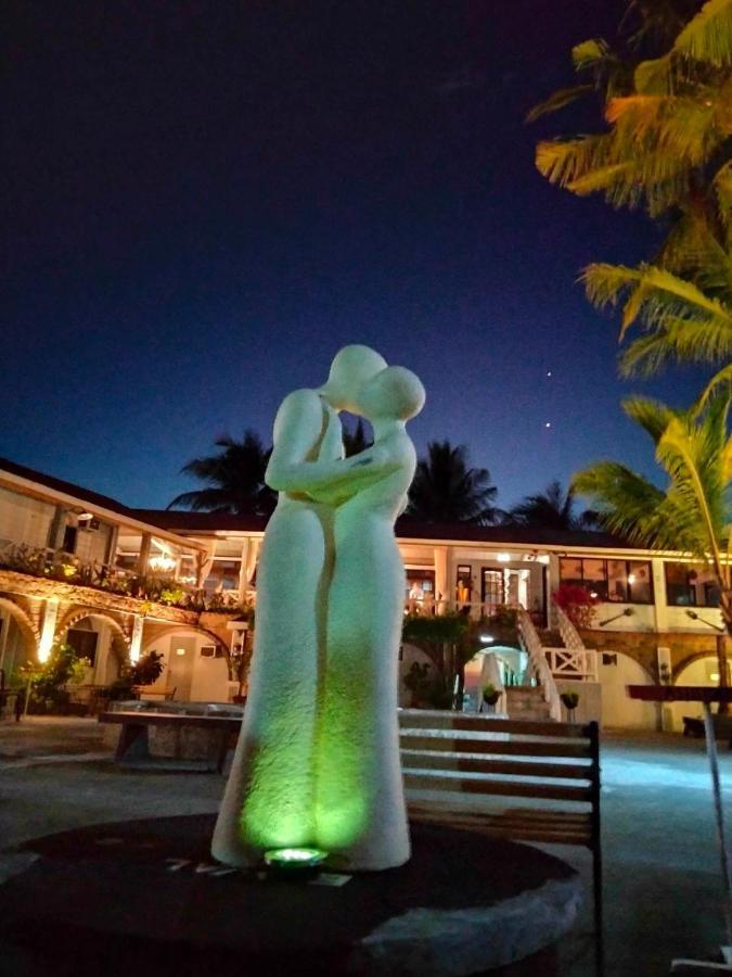 Sunbloom Beachfront Hotel And Restaurant Zambales Sinabacan Екстериор снимка