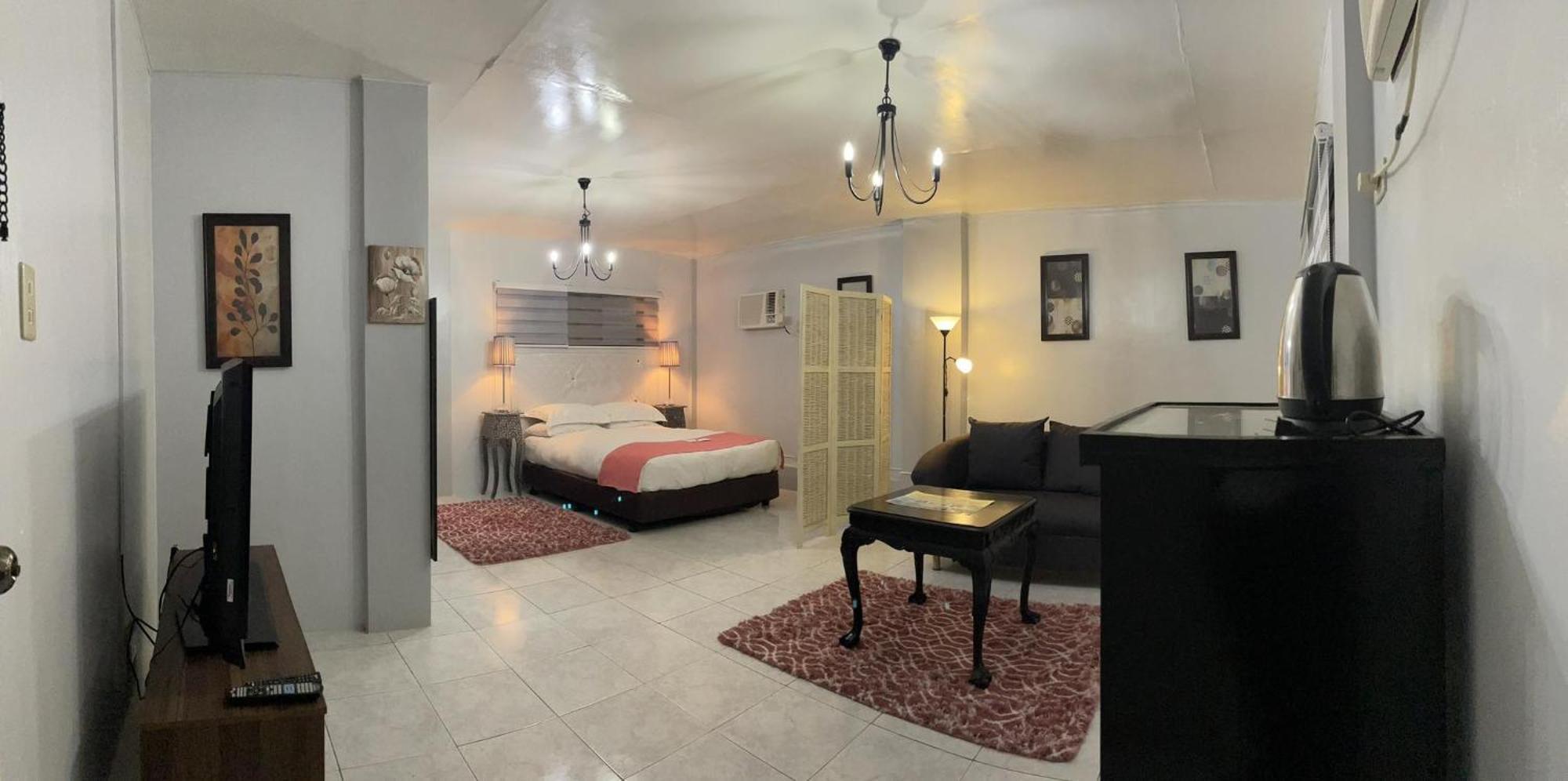 Sunbloom Beachfront Hotel And Restaurant Zambales Sinabacan Екстериор снимка
